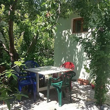 Dacha V Arkadii Hotel Odesa Exterior photo