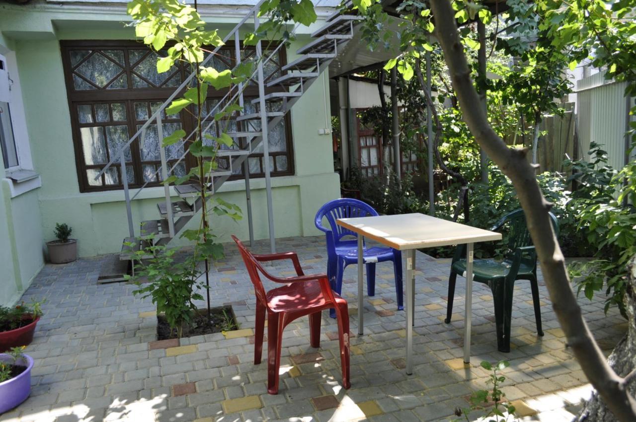 Dacha V Arkadii Hotel Odesa Exterior photo